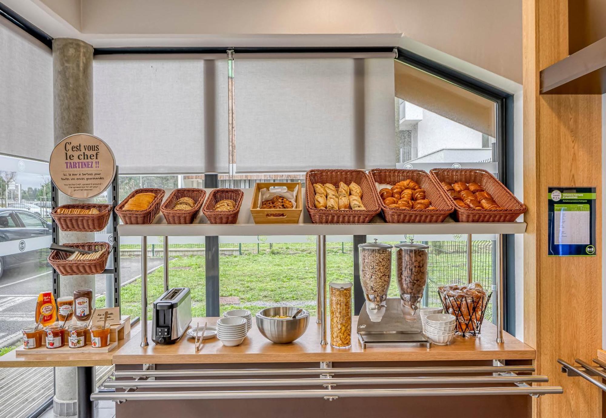 Arcachon Hotel 3*